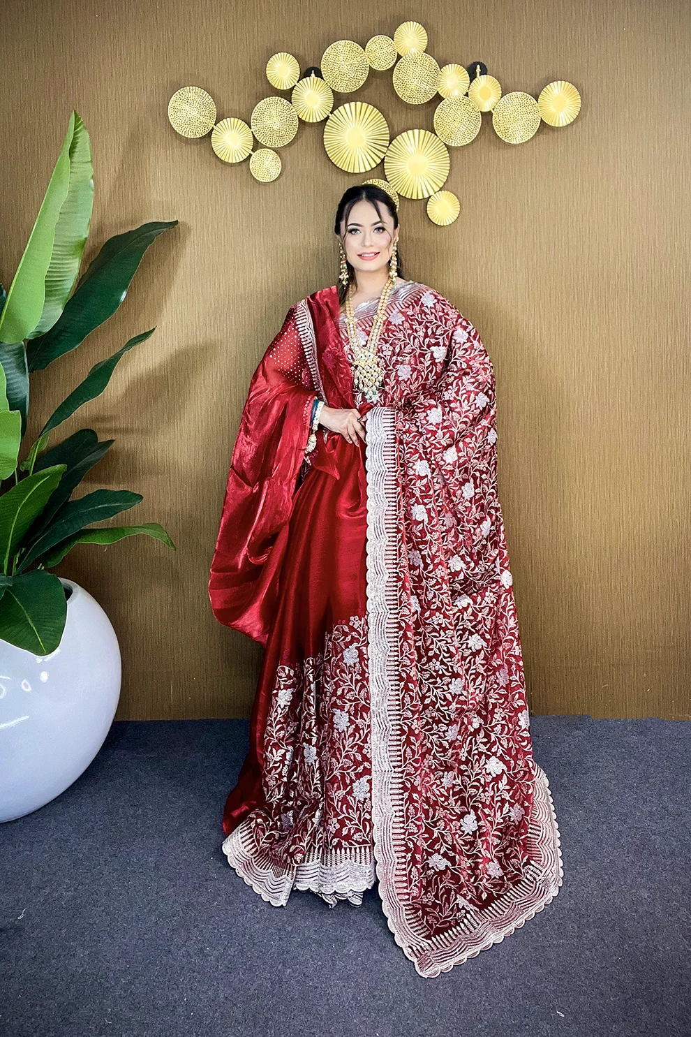 Deep Red Silver Grace – Premium High Grade Stone Saree ✨